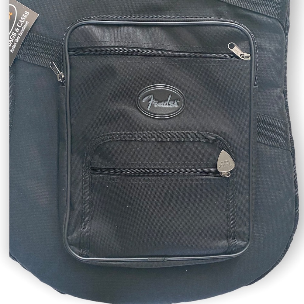 FENDER SOFT BLACK PADDED GUITAR
GIG BAG CASE NEW WITH TAG - Picture 9 of 11